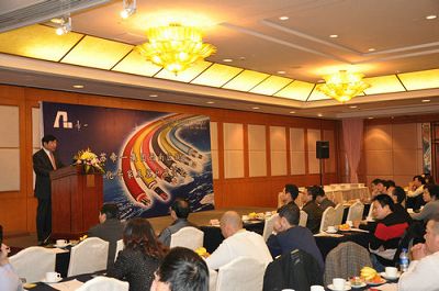 热烈庆祝“江苏英国365公司官网集团西南区域智能化专家及客户座谈会”圆满召开！(图1)