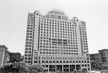 武汉水利电力大学主教学楼